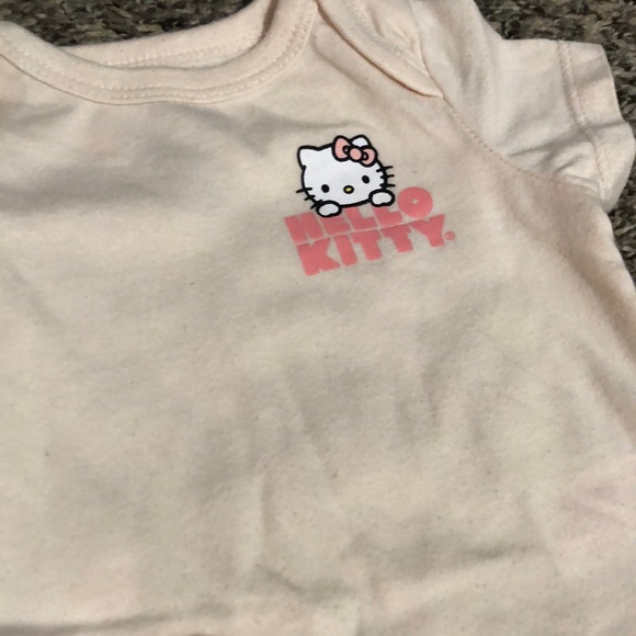 Baby Clothing Sets - Picture 4 of 7